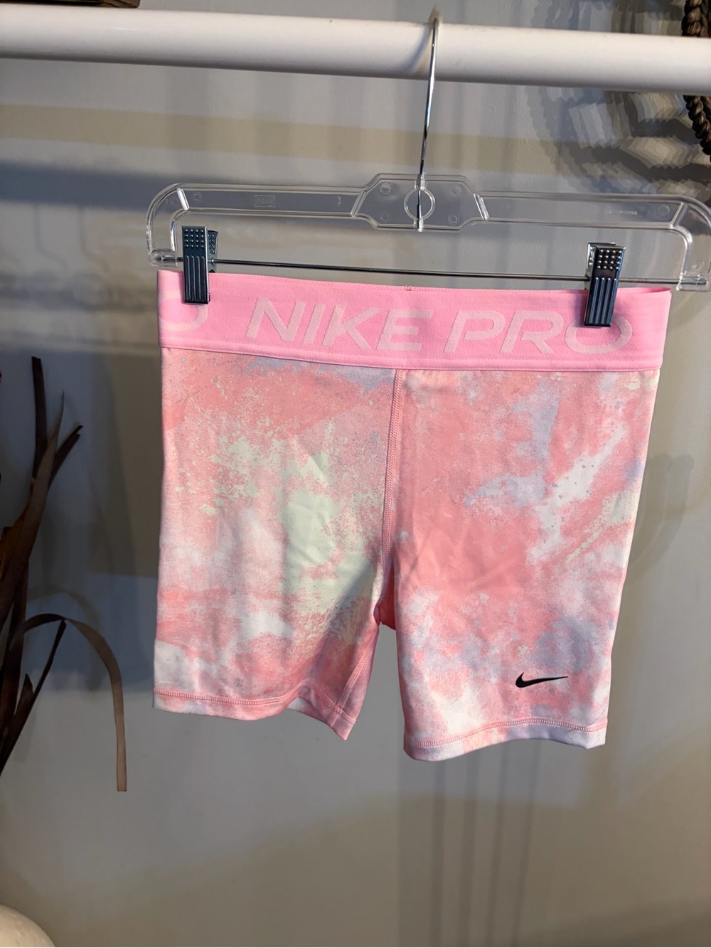 Nike pro Pink Tie-Dye Performance Bike Shorts size xl